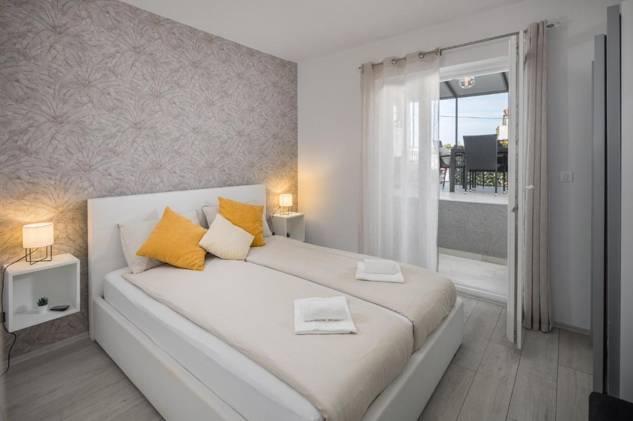 Apartment Sea Pearl 포레치 외부 사진